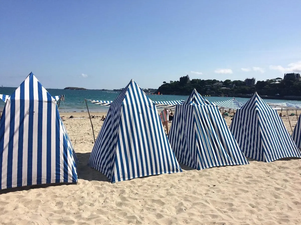 T2 De Charme Dans Villa Typique, Proche De La Mer Dinard Frankrig